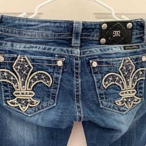Miss Me Fleur De Lis Skinny Jeans Size 26